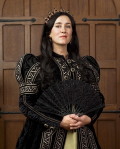 Catherine-of-Aragon-maria-doyle-kennedy-as-catherine-of-aragon-24909784-501-626